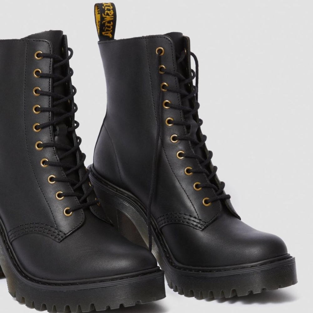 Dr. Martens Women's Kendra 10-Eye Heel Platform Boots Black Leather US 8 RARE!! - Picture 6 of 7